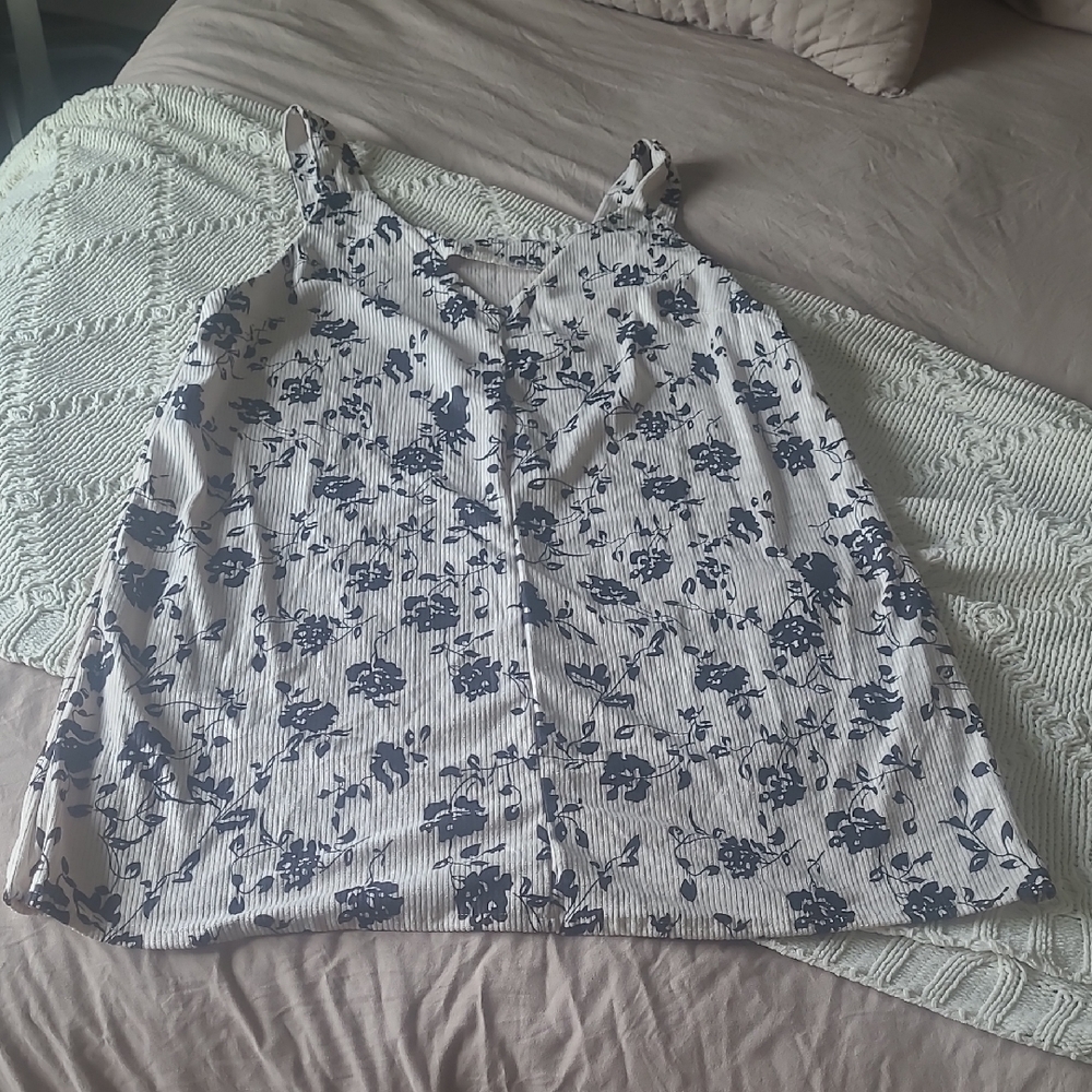 Floral Sleeveless Top - Black and White
